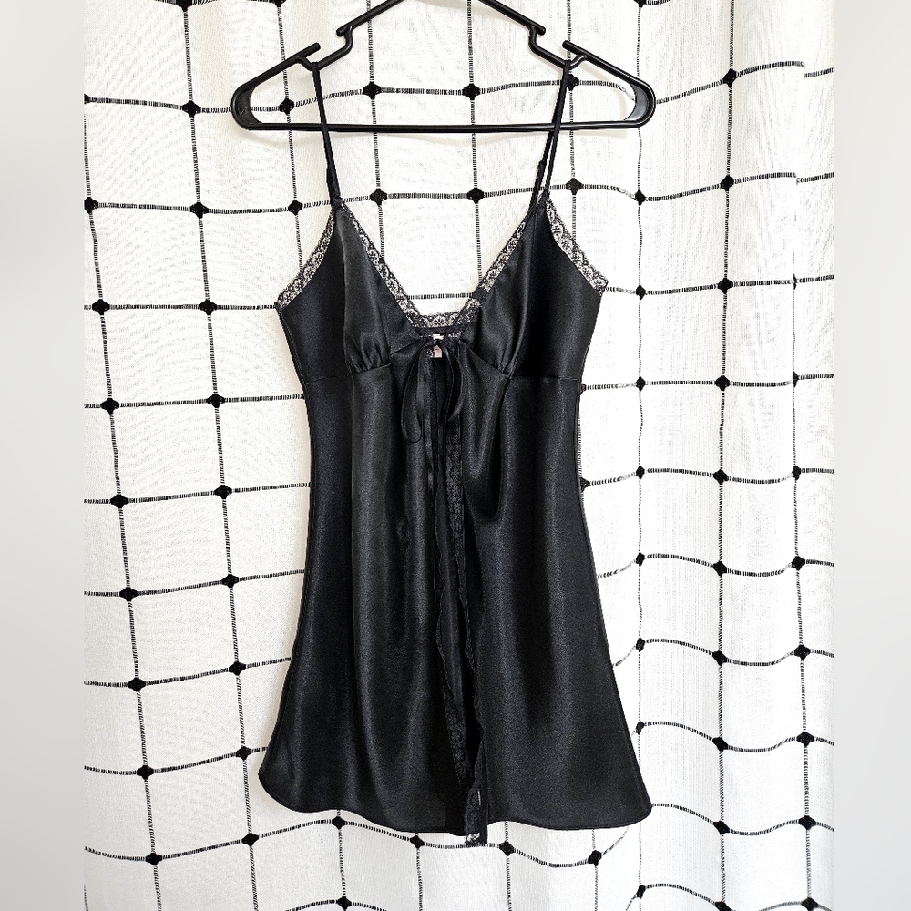 Victoria's Secret Black Open Front Satin Slip Size Small LIKE NEW!